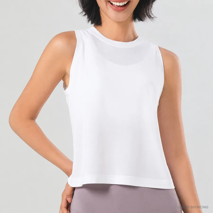 LS-B0325 Lyocell-Wool Mesh Tank in White, original product photograph