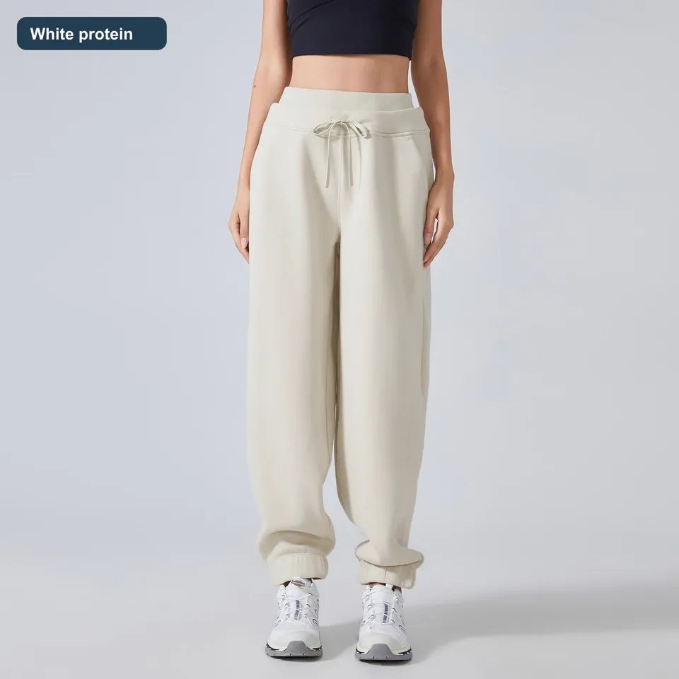 LS-B0526 White protein front view — original product photograph