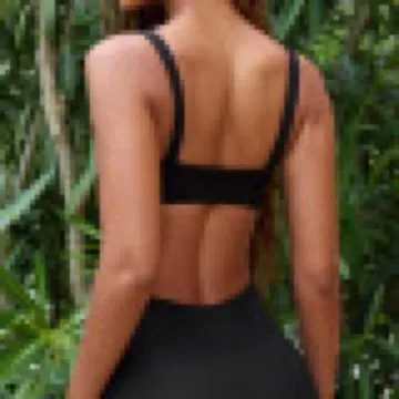 LS-B1001 Women's Sports Bra in Pink, original product photograph