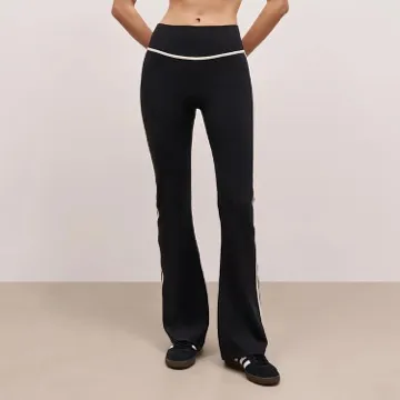 LS-B1174 Black front view — original product photograph